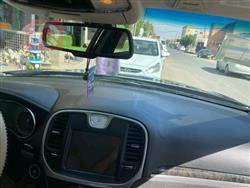 کرایسلەر 300